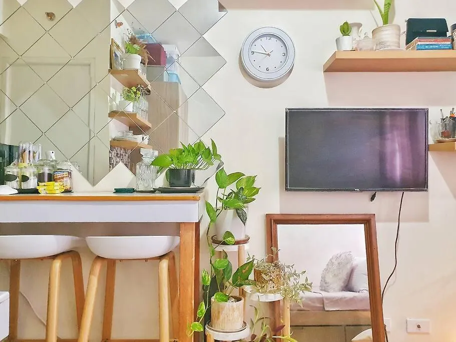 Netflix & Chill At A Cozy Place Manila 0*,  Filippinerna