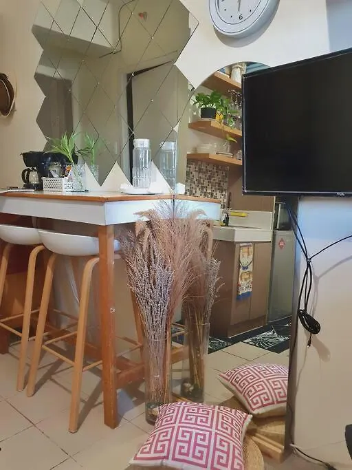 Netflix & Chill At A Cozy Place Manila