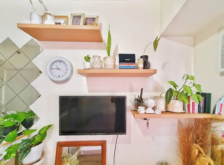 Netflix & Chill At A Cozy Place Manila